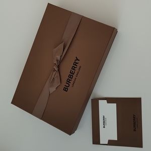 BURBERRY Gift Box